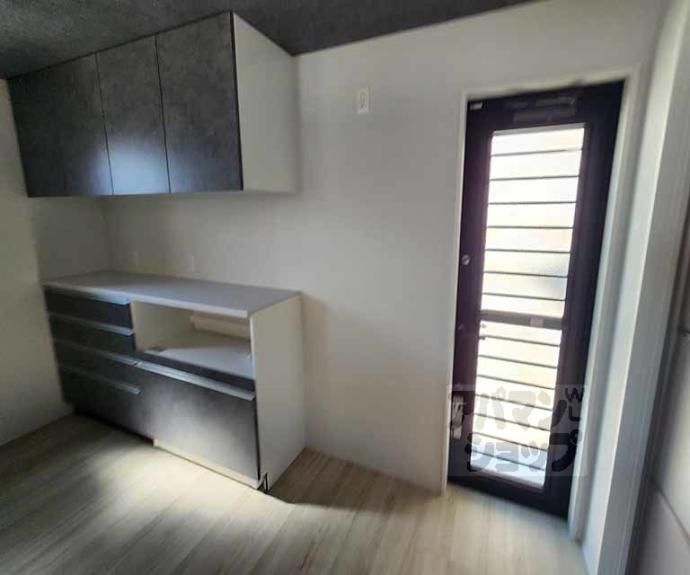 【御陵北山町貸家】