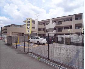 ボンエルフ嵯峨：間取図