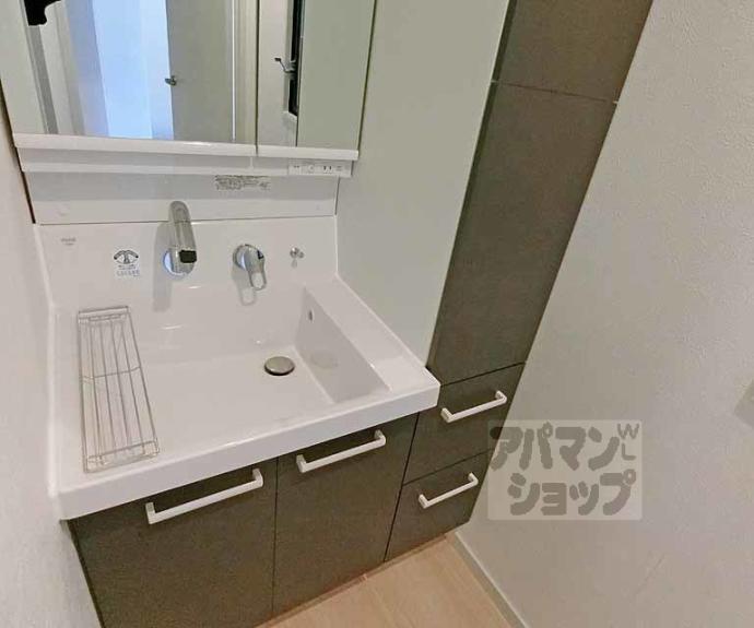 【ドゥエル西院】間取