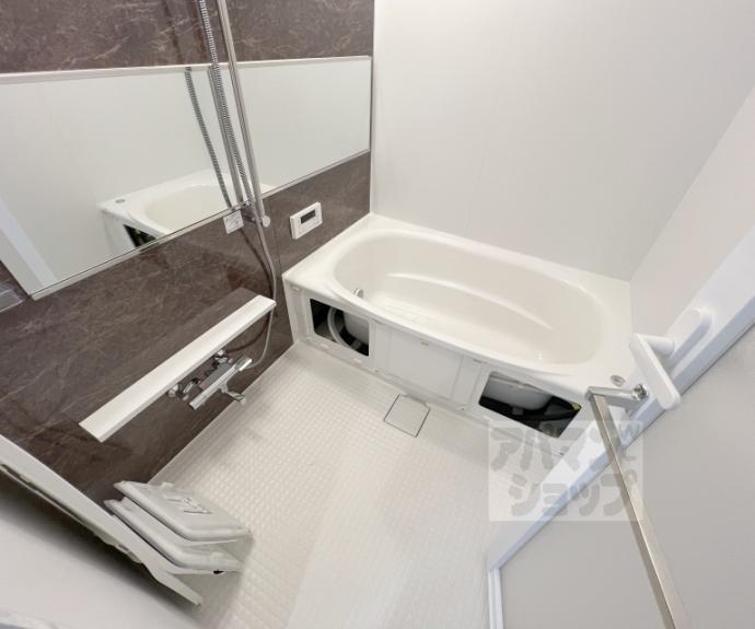 【ＲＯＵＡＧＥ御所南】間取