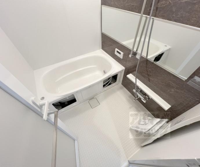 【ＲＯＵＡＧＥ御所南】間取