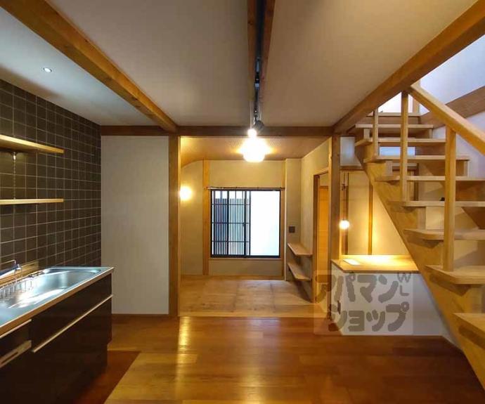 【下京区小田原町２３２－７貸家】間取