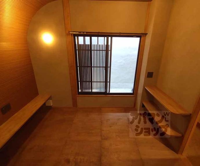 【下京区小田原町２３２－７貸家】間取