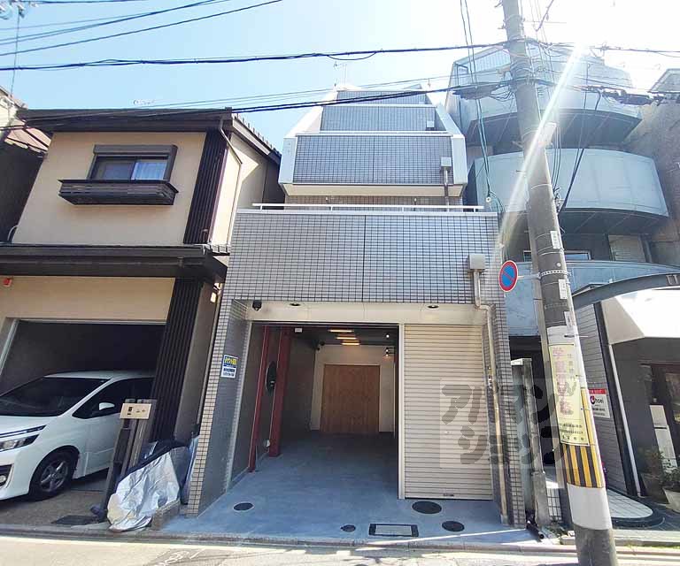 ＫＡＲＡＳＵＭＡ　ＳＴＥＰｓ