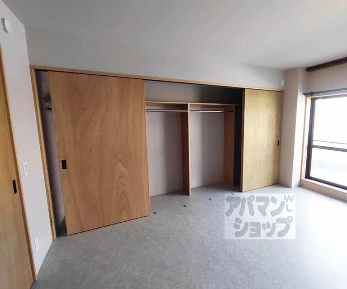 【KARASUMA STEPs】間取