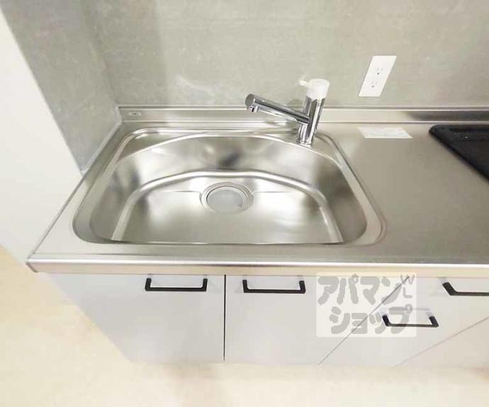 【ＫＡＲＡＳＵＭＡ　ＳＴＥＰｓ】間取