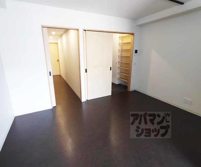 【KARASUMA STEPs】間取