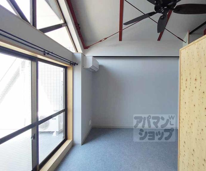 【ＫＡＲＡＳＵＭＡ　ＳＴＥＰｓ】間取