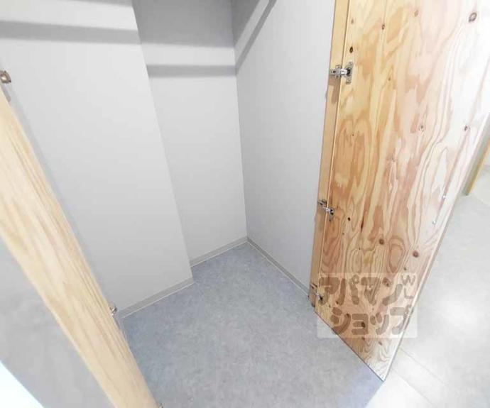 【ＫＡＲＡＳＵＭＡ　ＳＴＥＰｓ】間取