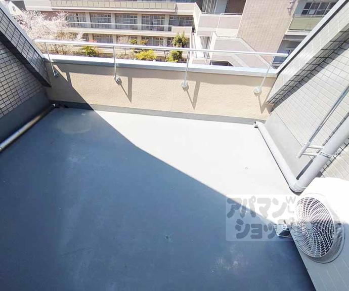 【ＫＡＲＡＳＵＭＡ　ＳＴＥＰｓ】間取