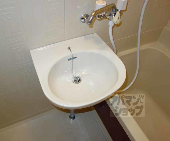 【西新屋敷太夫町マンション】間取