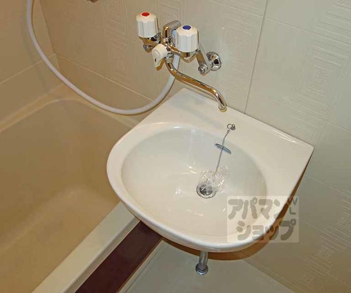 【西新屋敷太夫町マンション】間取