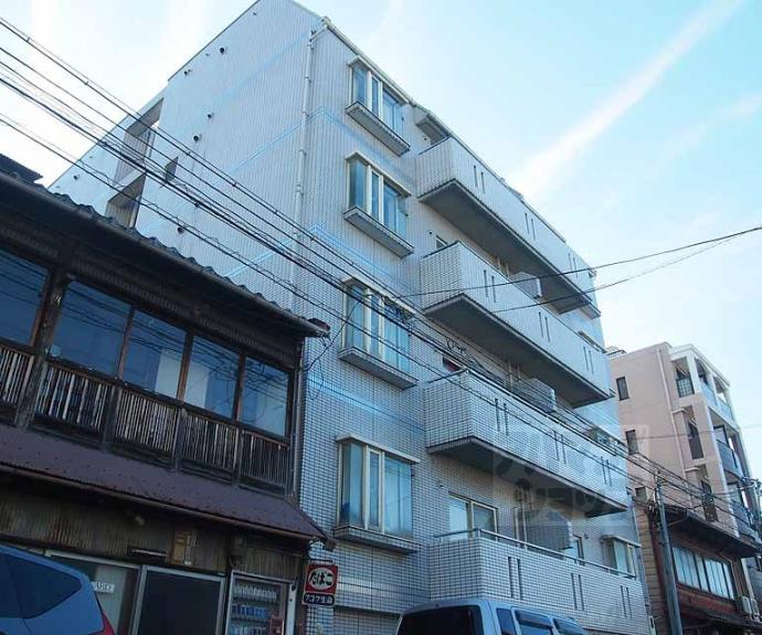 【西新屋敷太夫町マンション】