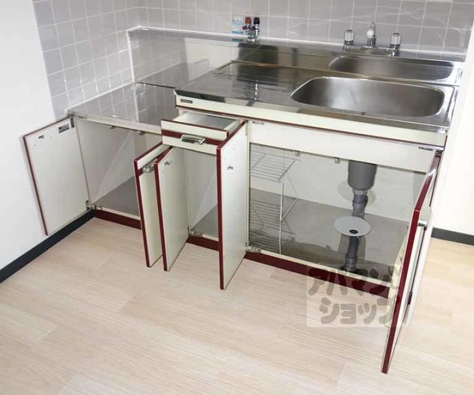 【西新屋敷太夫町マンション】間取