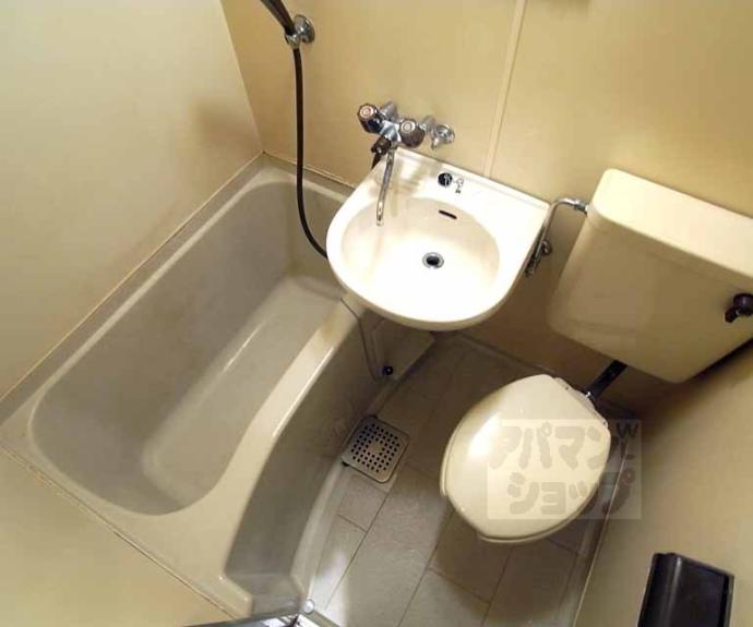 【サンコート五條】間取