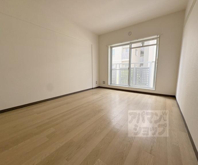 【サンコート五條】間取