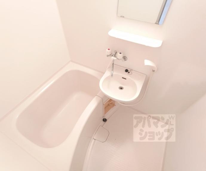 【ＣＡＳＡ　ＥＭＯＮ】間取