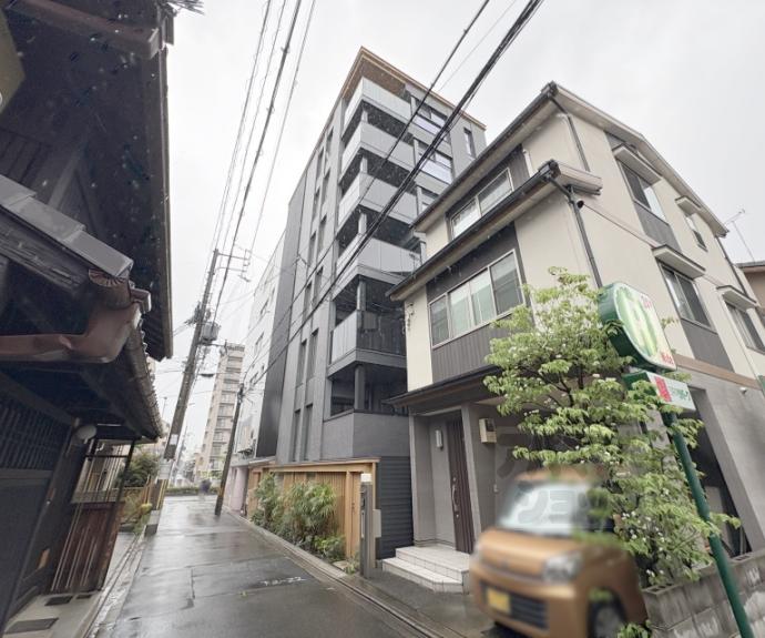 【プレミスト京都二条城北】間取