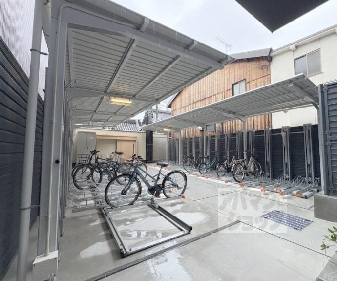 【プレミスト京都二条城北】間取