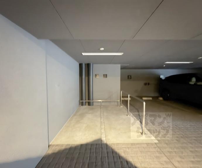 【プレミスト京都二条城北】間取