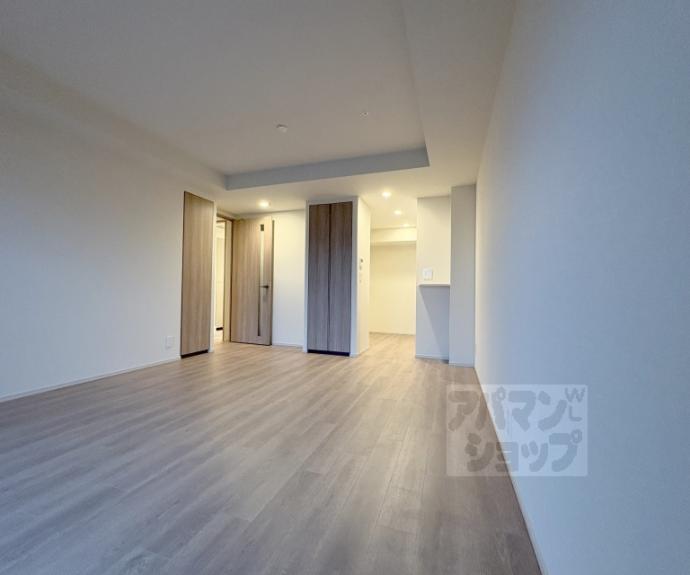 【プレミスト京都二条城北】間取