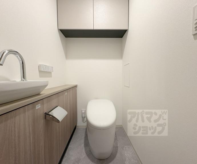 【プレミスト京都二条城北】間取