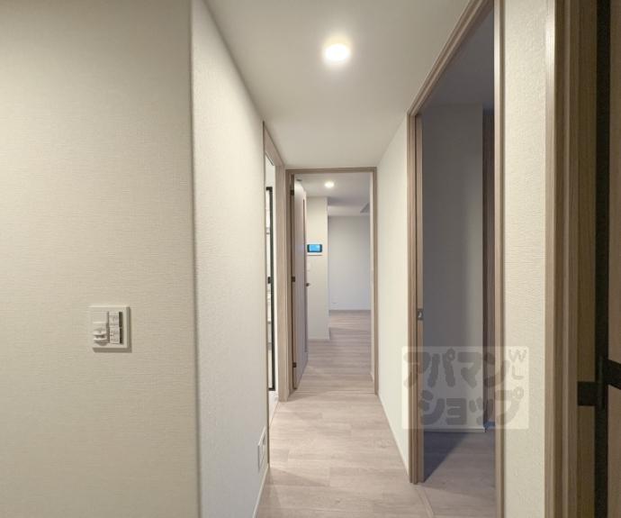 【プレミスト京都二条城北】間取