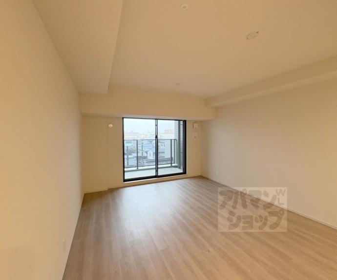 【プレミスト京都二条城北】間取