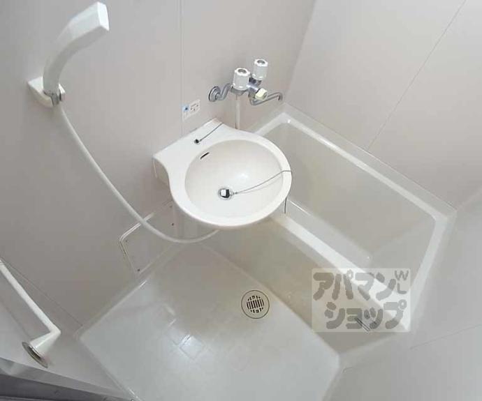 【ドミール大和】間取