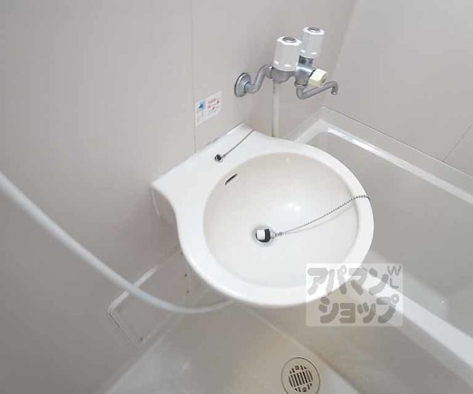 【ドミール大和】間取