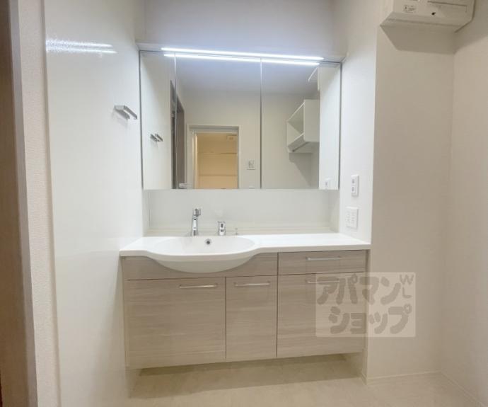 【Ｆｏｒｅｓｔａ御所東】間取