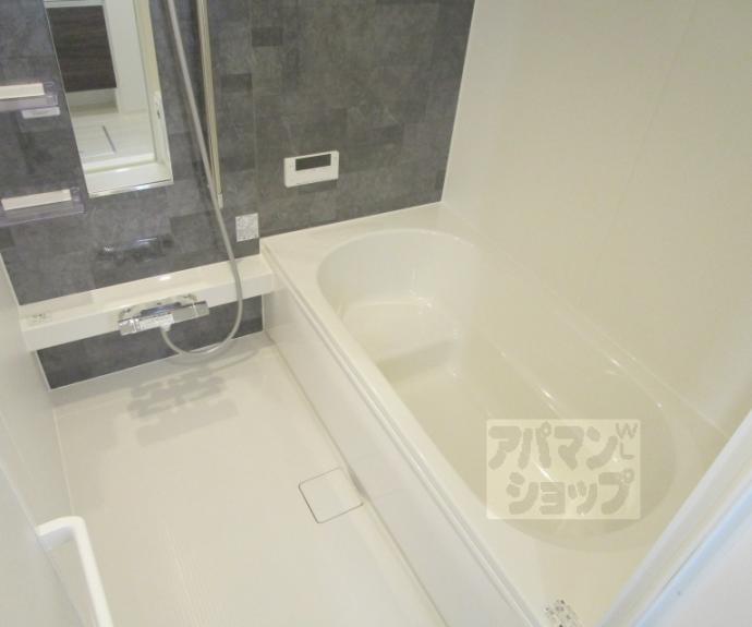 【Ｌｉｖｒａ紫竹】間取