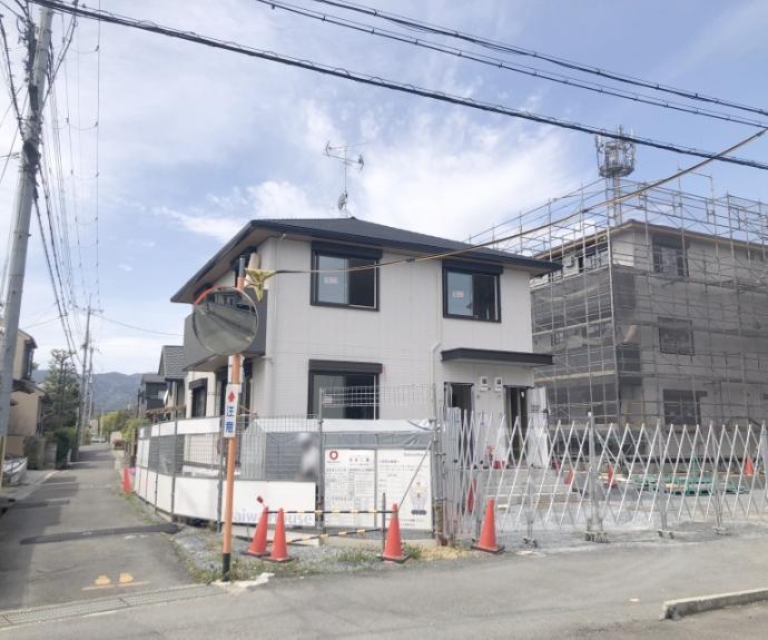 【アレ・デ・フルール西向日駅前】間取