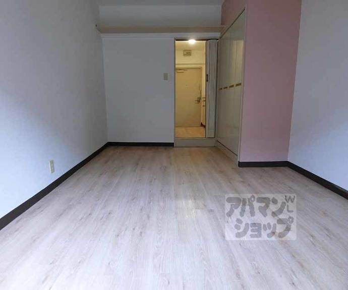 【ヤングヴィレッジ嵯峨】間取