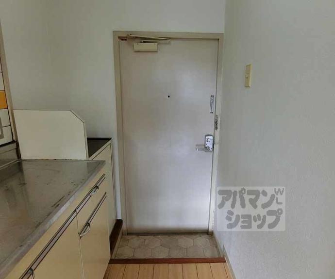 【ヤングヴィレッジ嵯峨】間取