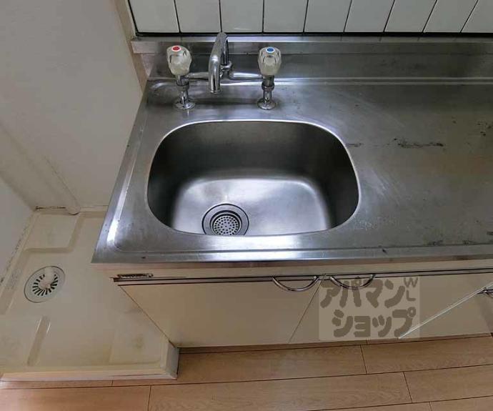 【ヤングヴィレッジ嵯峨】間取