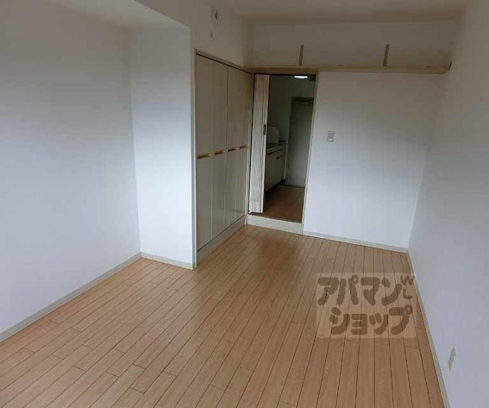 【ヤングヴィレッジ嵯峨】間取