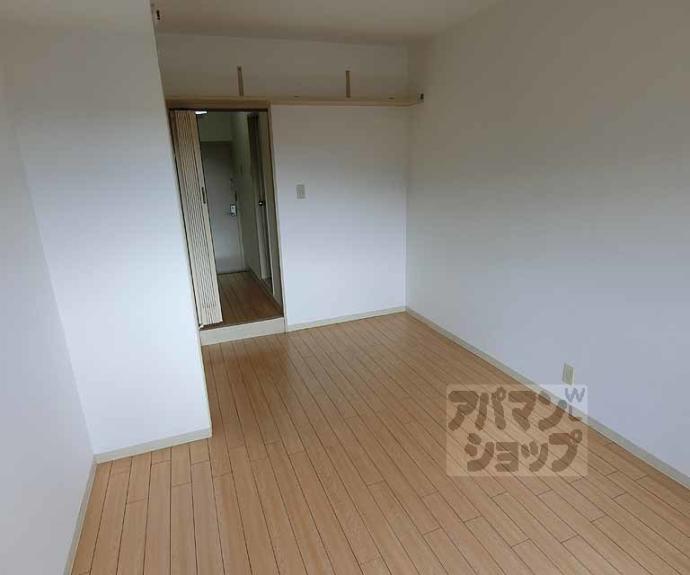 【ヤングヴィレッジ嵯峨】間取