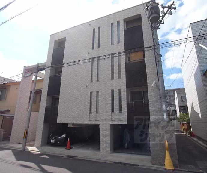 【ヴィータ京都西院】間取