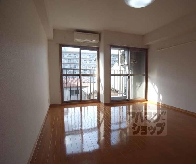 【ヴィータ京都西院】間取