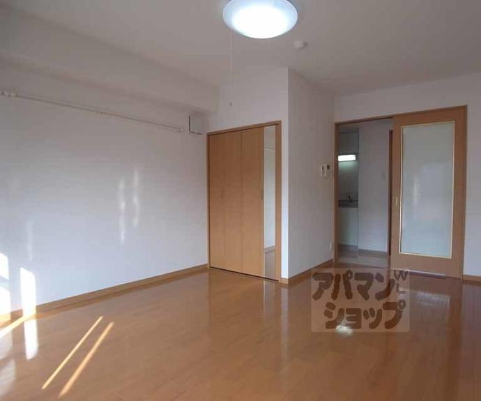 【ヴィータ京都西院】間取