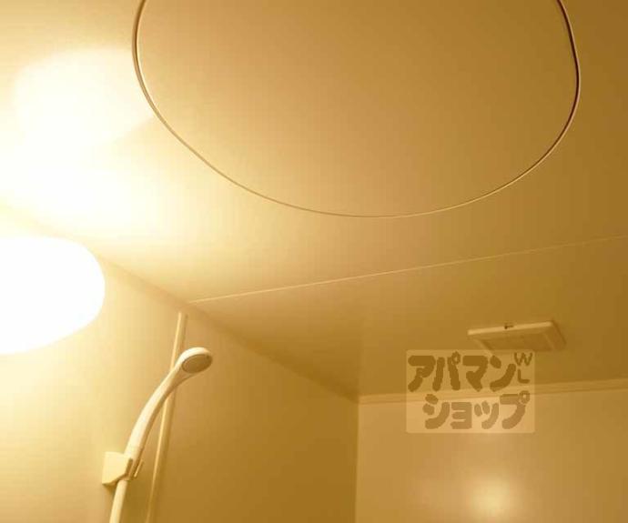 【ＫＩＮＤ（ＥＮ）Ⅲ　南館】間取