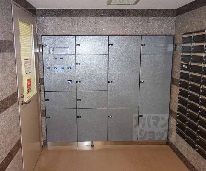 【ＫＩＮＤ（ＥＮ）Ⅲ　南館】間取