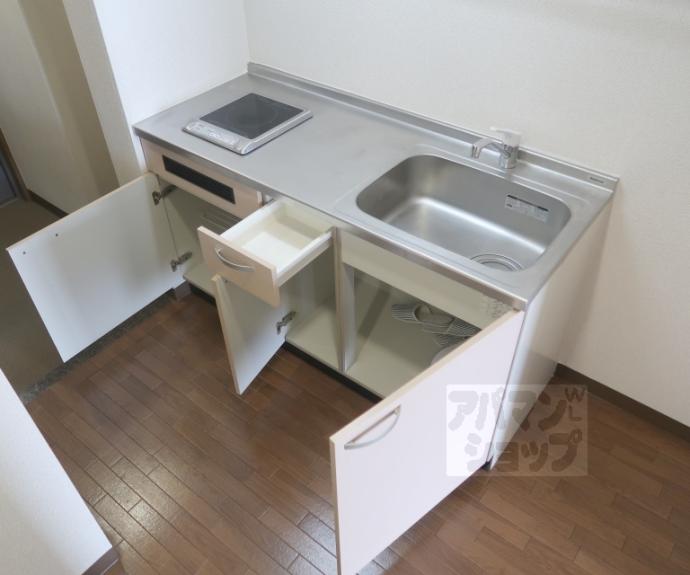 【ＫＩＮＤ（ＥＮ）Ⅲ　南館】間取