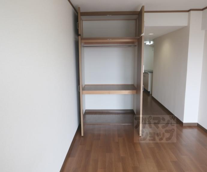 【ＫＩＮＤ（ＥＮ）Ⅲ　南館】間取