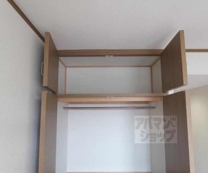 【ＫＩＮＤ（ＥＮ）Ⅲ　南館】間取