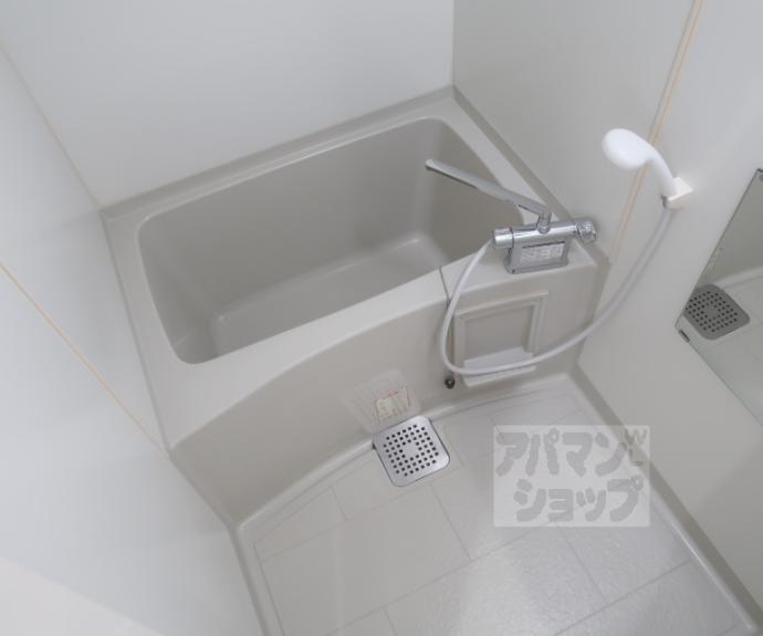 【ＫＩＮＤ（ＥＮ）Ⅲ　南館】間取