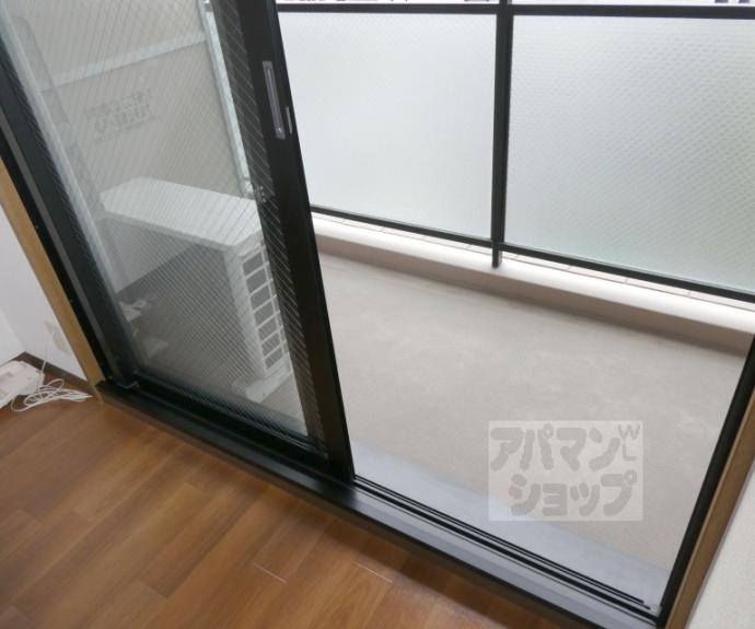 【ＫＩＮＤ（ＥＮ）Ⅲ　南館】間取