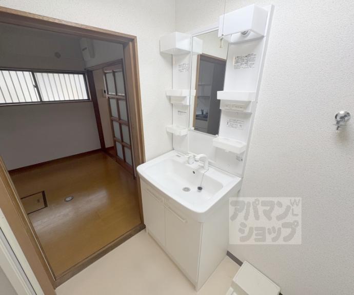【太秦安井西裏町貸家】間取