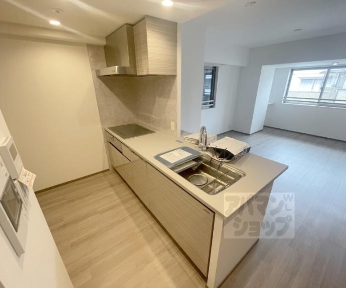 【パラドール京都御所北室町邸】間取